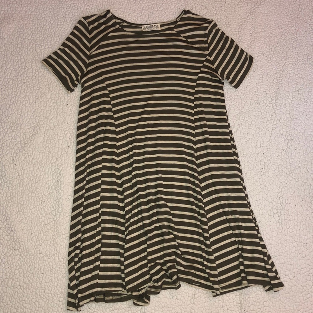 2/$20 Boutique T-shirt Dress